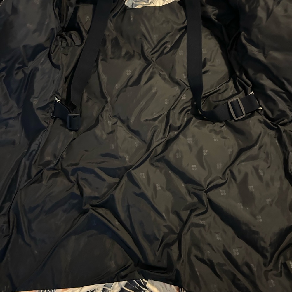 Sweaty Betty Abstract Print Parka with Cream Collar - Picture 11 of 12